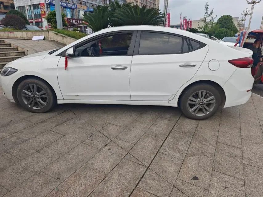 2016 Hyundai Elantra 1.6L 128HP L4 6MT,autocango,china used car exporter,china ev exporter,chinese used car exporter,chinese used ev exporter