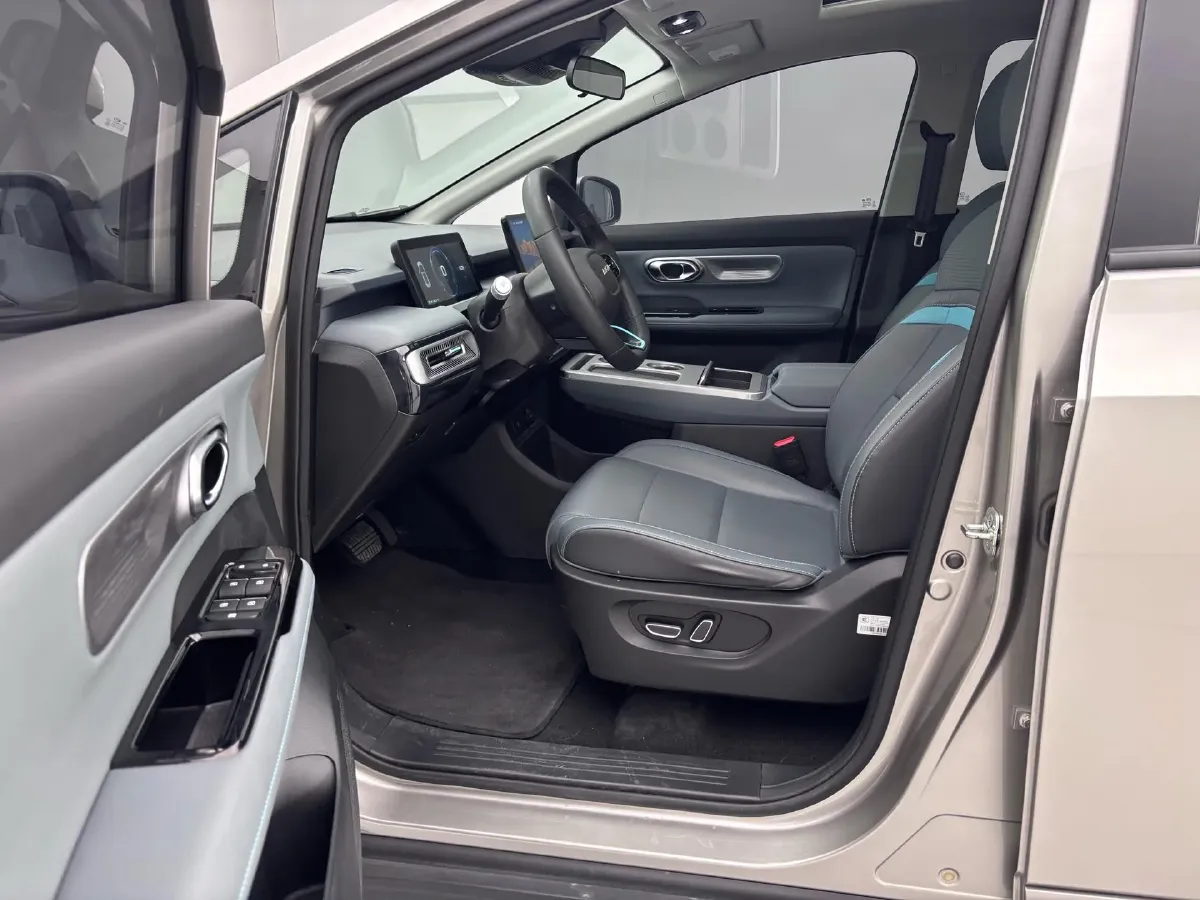 2023 GAC Trumpchi GS4 1.5T 177HP L4 6AT,autocango,china used car exporter,china ev exporter,chinese used car exporter,chinese used ev exporter