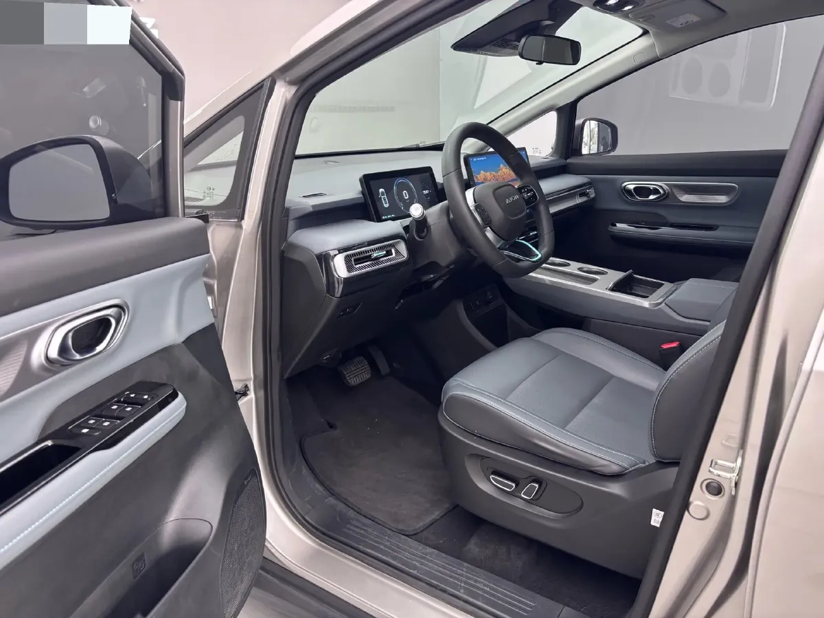 2023 GAC Trumpchi GS4 1.5T 177HP L4 6AT,autocango,china used car exporter,china ev exporter,chinese used car exporter,chinese used ev exporter