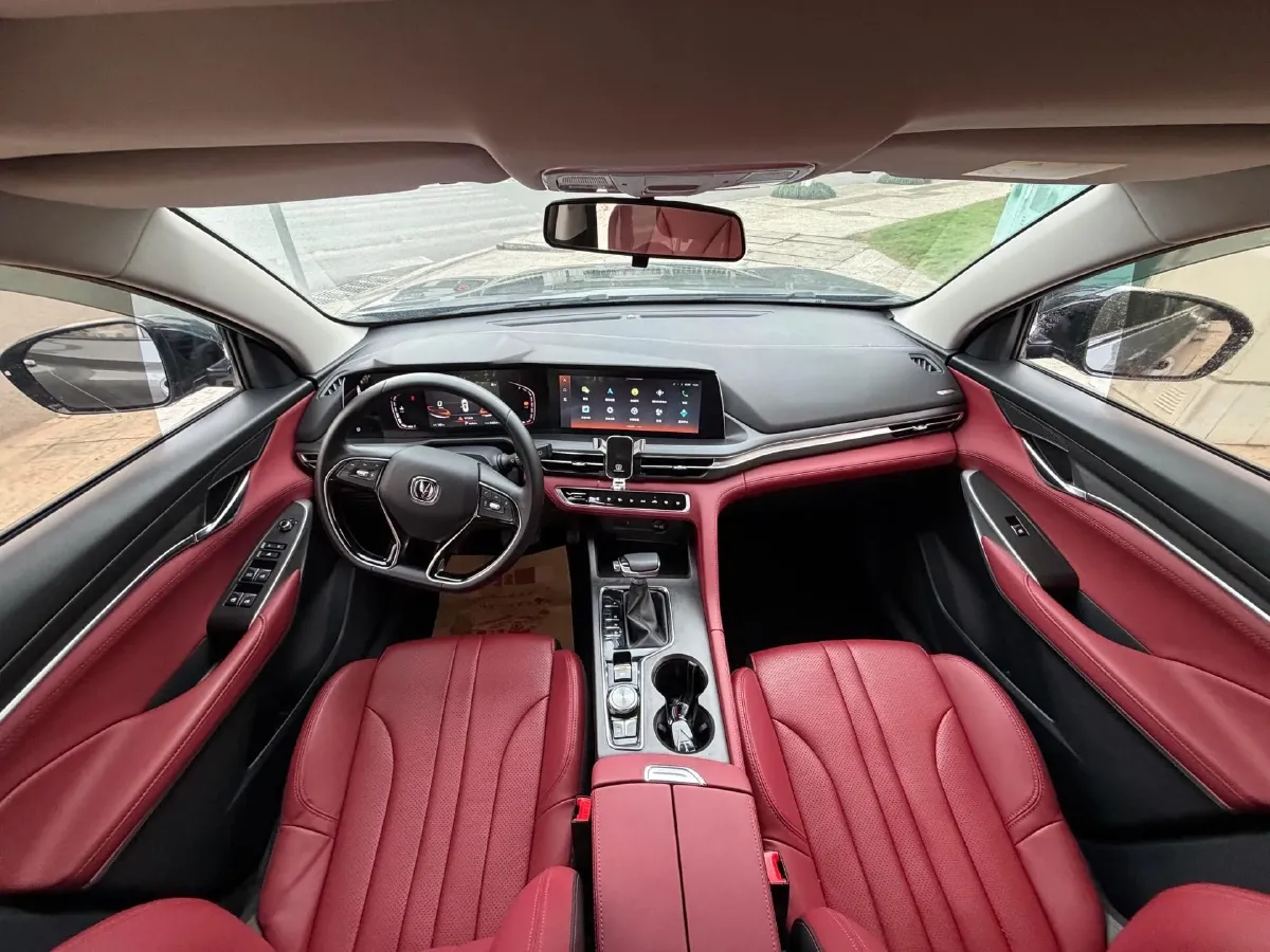 2021 ChangAn CS75 Plus 1.5T 178HP L4 6AT,autocango,china used car exporter,china ev exporter,chinese used car exporter,chinese used ev exporter