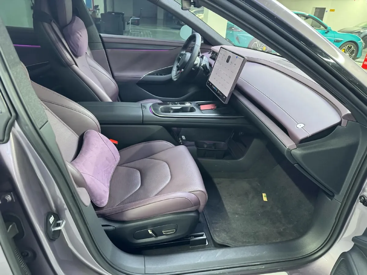 2024 MI SU7 BEV 73.6KWH,autocango,china used car exporter,china ev exporter,chinese used car exporter,chinese used ev exporter