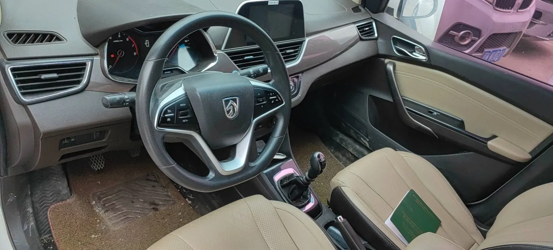 2017 BaoJun 310W 1.5L 112HP L4 6MT,autocango,china used car exporter,china ev exporter,chinese used car exporter,chinese used ev exporter