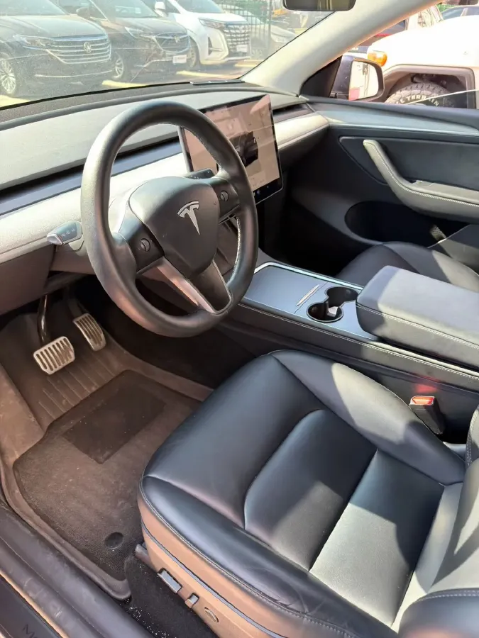 2024 Iveco OuSheng BEV 77.28KWH,autocango,china used car exporter,china ev exporter,chinese used car exporter,chinese used ev exporter