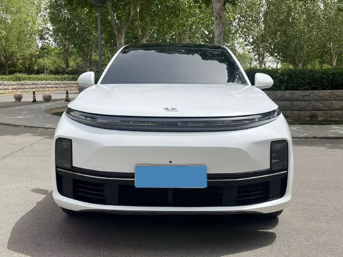 2023 Li L7 Range Extended 154HP REEV 40.9KWH,autocango,china used car exporter,china ev exporter,chinese used car exporter,chinese used ev exporter