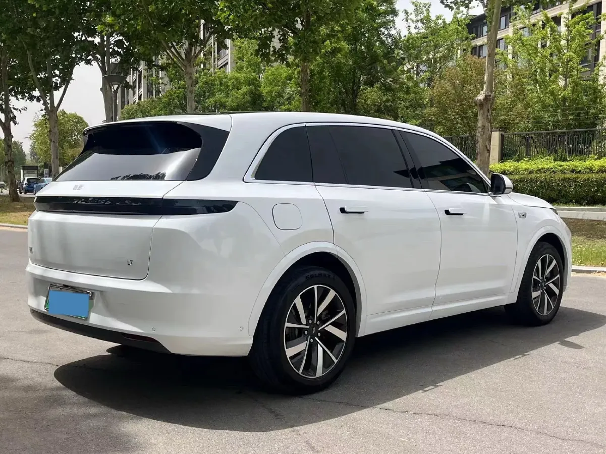 2023 Li L7 Range Extended 154HP REEV 40.9KWH,autocango,china used car exporter,china ev exporter,chinese used car exporter,chinese used ev exporter