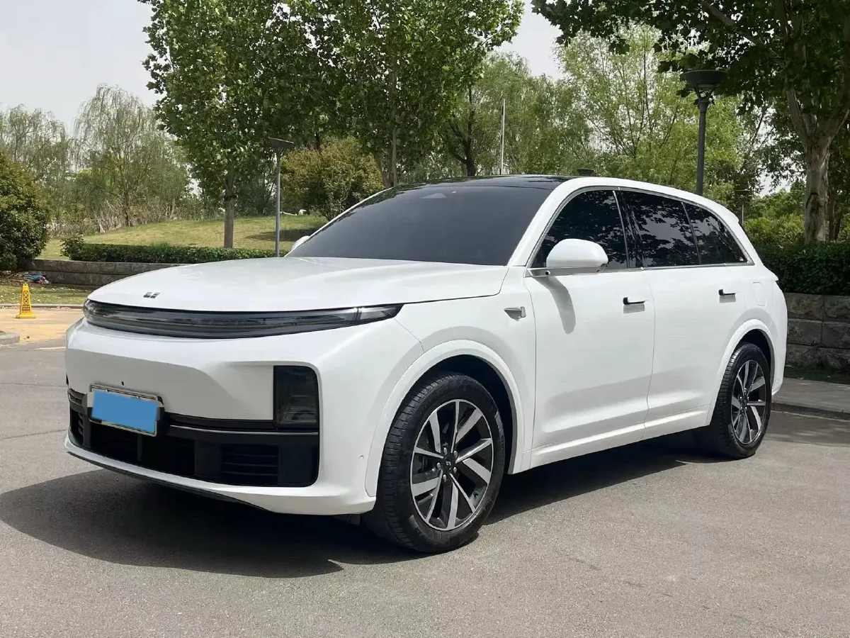 2023 Li L7 Range Extended 154HP REEV 40.9KWH,autocango,china used car exporter,china ev exporter,chinese used car exporter,chinese used ev exporter