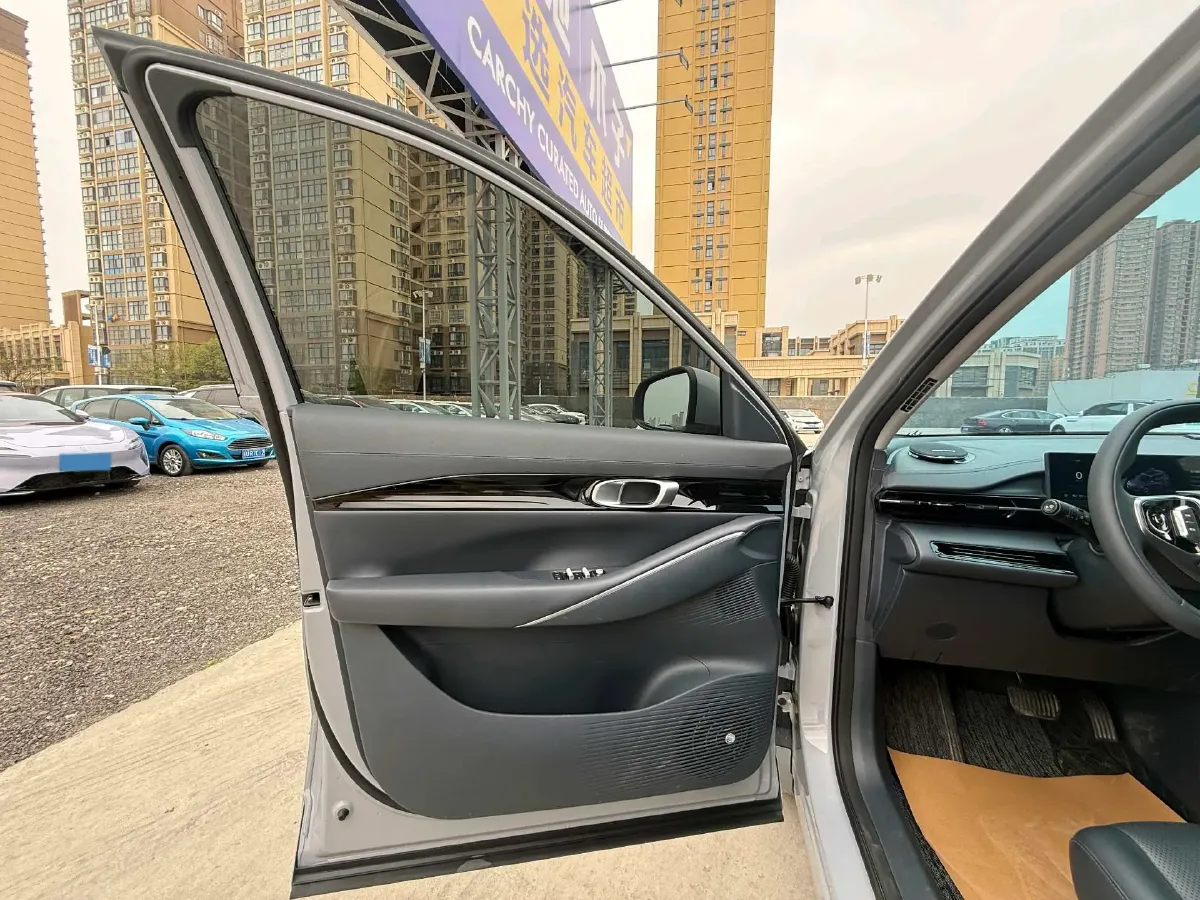 2024 YuanChen Super Van BEV 51KWH,autocango,china used car exporter,china ev exporter,chinese used car exporter,chinese used ev exporter