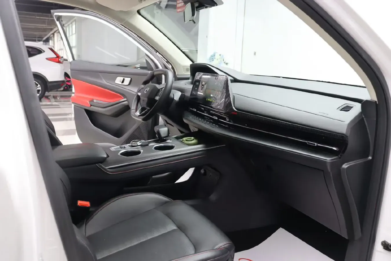 2022 ChangAn CS55 Plus 1.5T 180HP L4 7DCT,autocango,china used car exporter,china ev exporter,chinese used car exporter,chinese used ev exporter