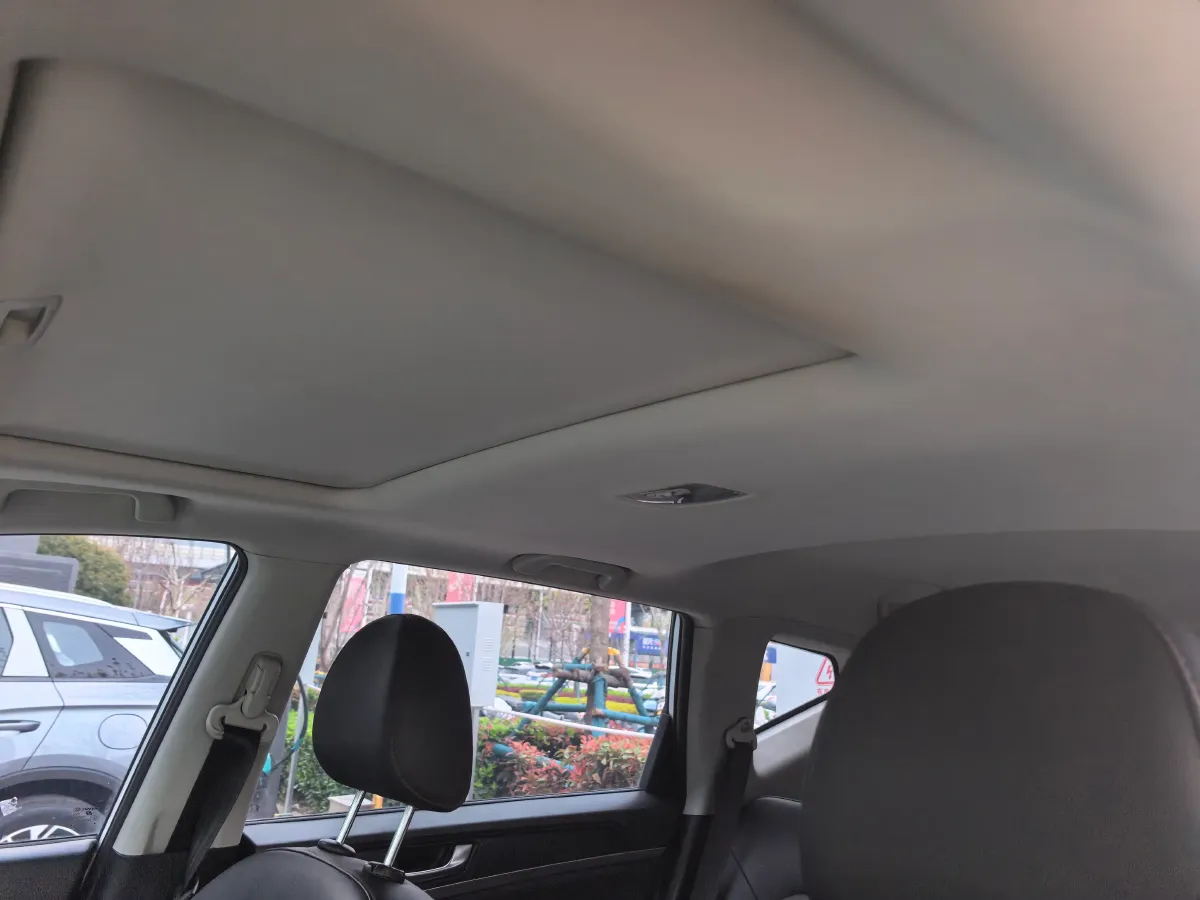 2019 Haval M6 1.5T 150HP L4 6MT,autocango,china used car exporter,china ev exporter,chinese used car exporter,chinese used ev exporter