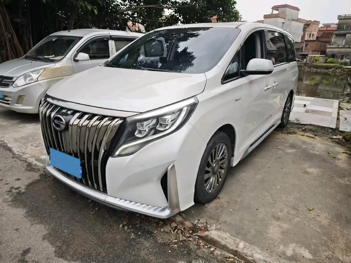 2021 GAC Trumpchi M8 2.0T 252HP L4 8AT,autocango,china used car exporter,china ev exporter,chinese used car exporter,chinese used ev exporter