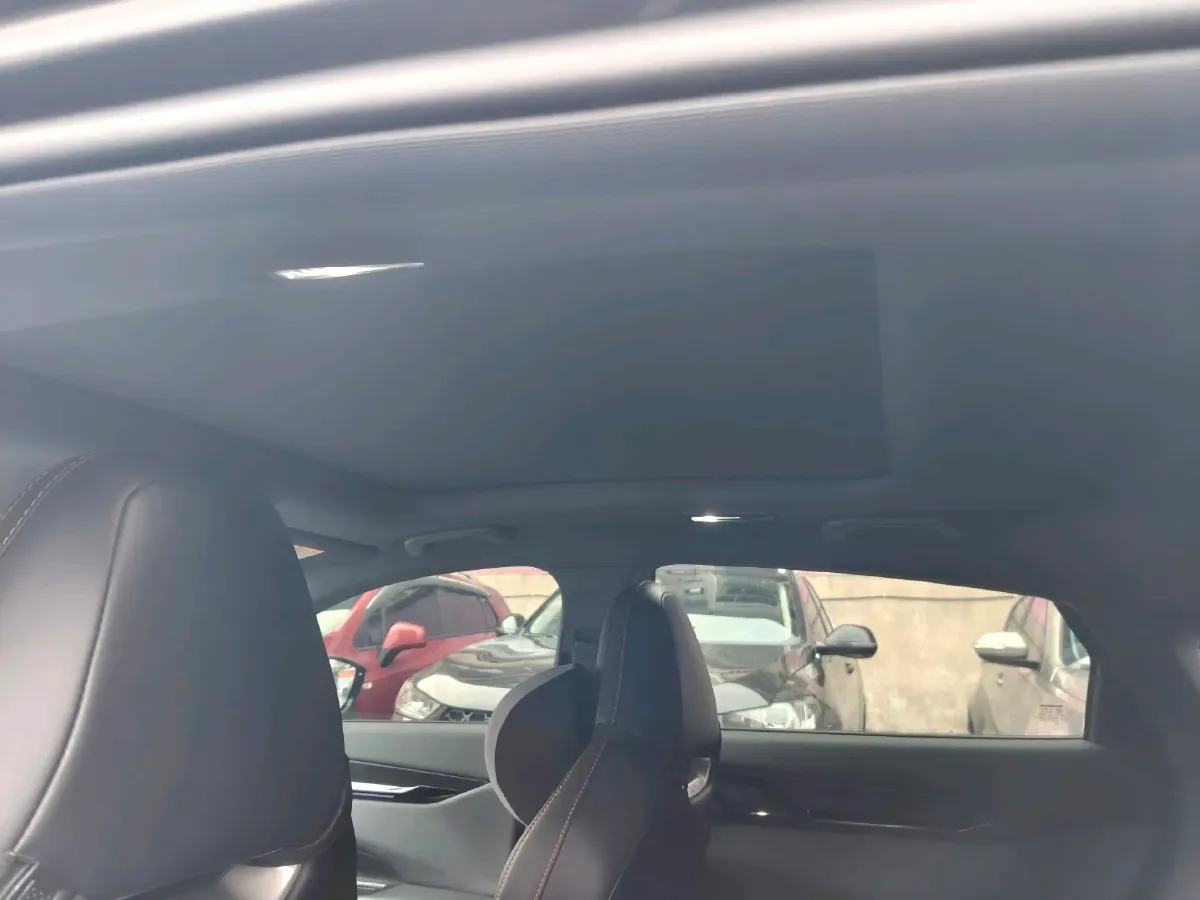 2023 ChangAn UNI-V 1.5T 188HP L4 7DCT,autocango,china used car exporter,china ev exporter,chinese used car exporter,chinese used ev exporter