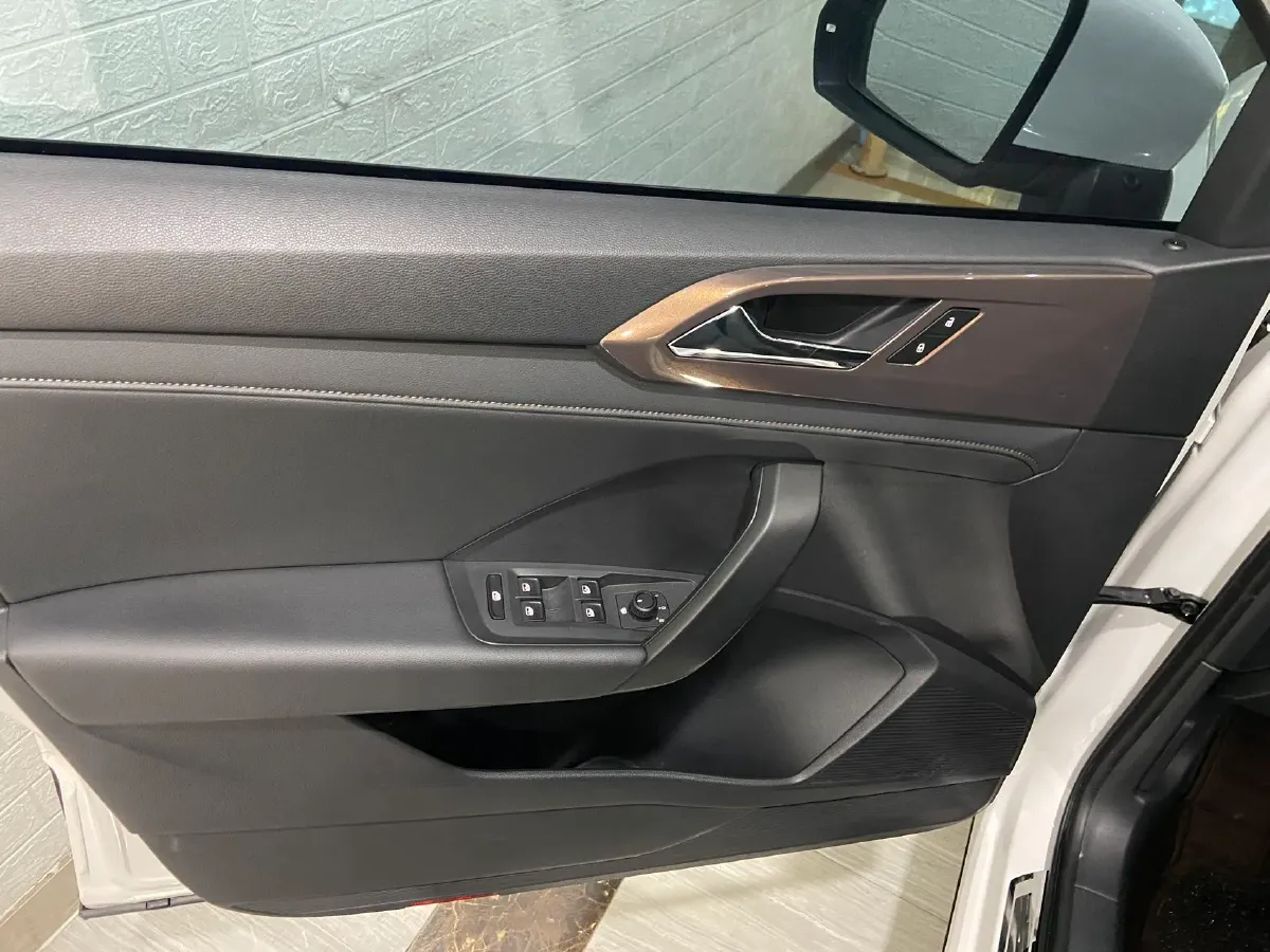 2022 Volkswagen Tharu 1.4T 150HP L4 7DCT,autocango,china used car exporter,china ev exporter,chinese used car exporter,chinese used ev exporter