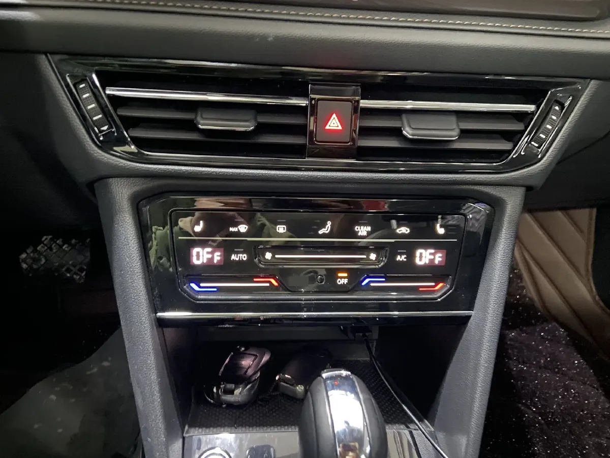 2022 Volkswagen Tharu 1.4T 150HP L4 7DCT,autocango,china used car exporter,china ev exporter,chinese used car exporter,chinese used ev exporter