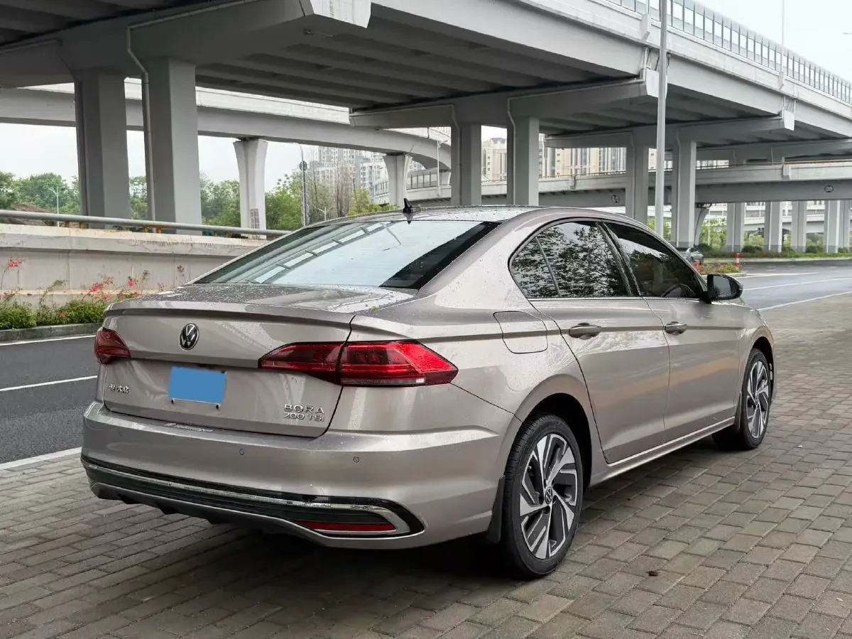 2023 Volkswagen Bora 1.2T 116HP L4 7DCT,autocango,china used car exporter,china ev exporter,chinese used car exporter,chinese used ev exporter