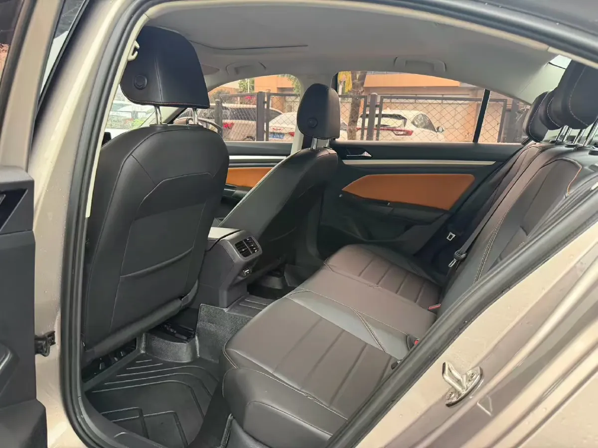 2023 Volkswagen Bora 1.2T 116HP L4 7DCT,autocango,china used car exporter,china ev exporter,chinese used car exporter,chinese used ev exporter