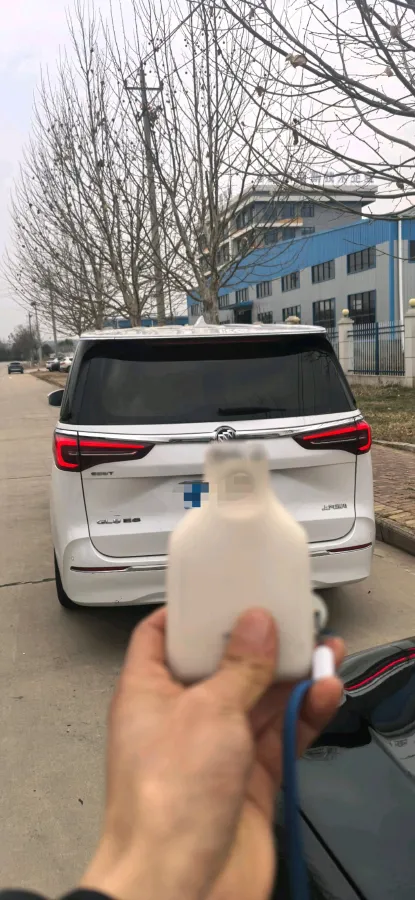 2022 Buick GL8 2.0T 237HP L4 9AT,autocango,china used car exporter,china ev exporter,chinese used car exporter,chinese used ev exporter