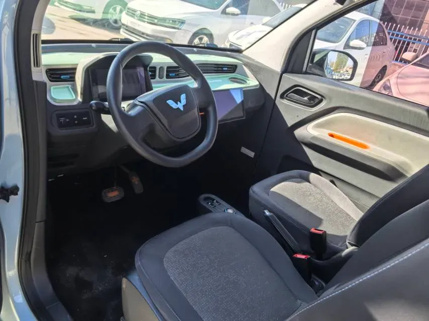 2020 WuLing HongGuang MINI EV BEV 13.8KWH,autocango,china used car exporter,china ev exporter,chinese used car exporter,chinese used ev exporter