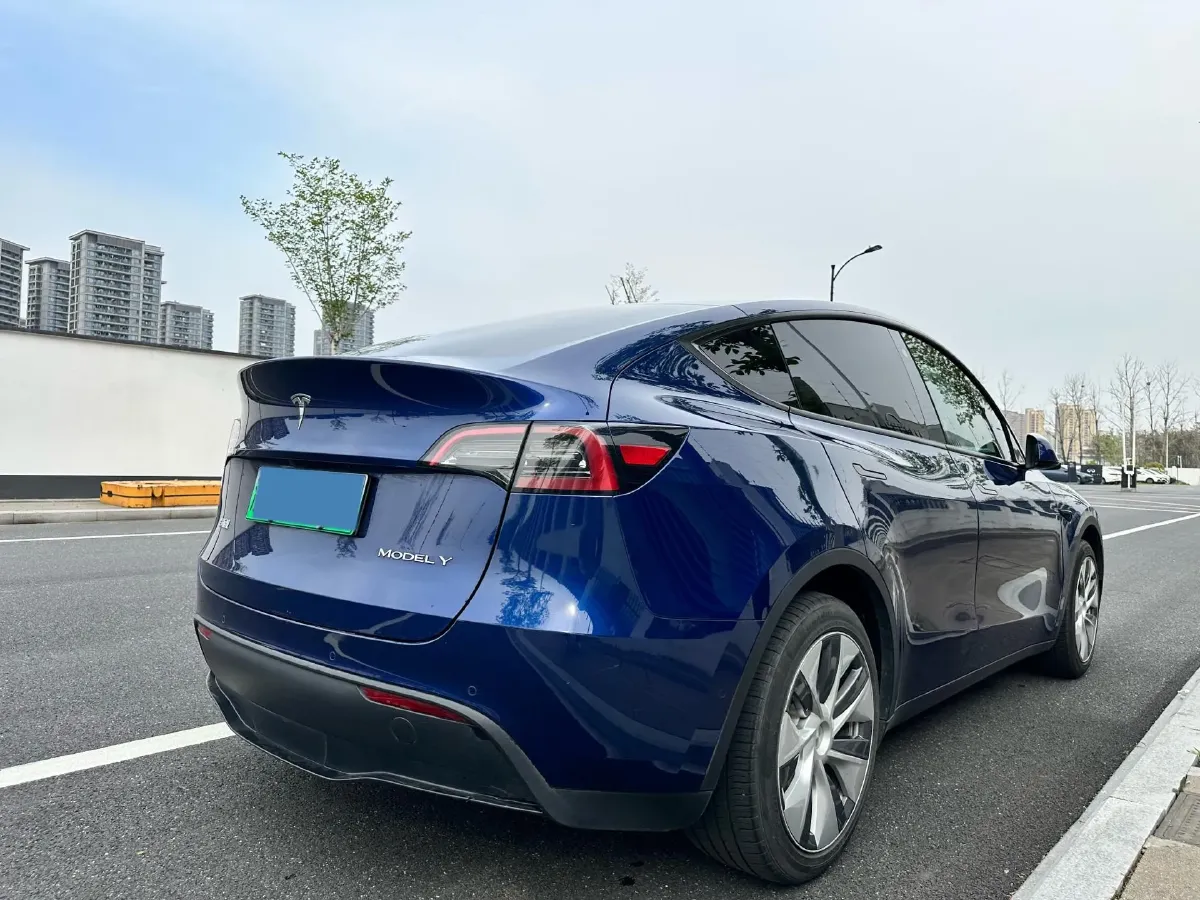2022 Tesla Model Y BEV 60KWH,autocango,china used car exporter,china ev exporter,chinese used car exporter,chinese used ev exporter