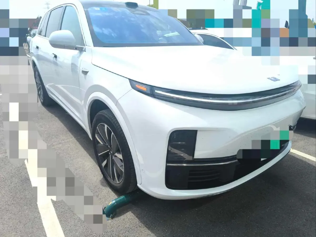 2025 Li L7 Range Extended 154HP REEV,autocango,china used car exporter,china ev exporter,chinese used car exporter,chinese used ev exporter