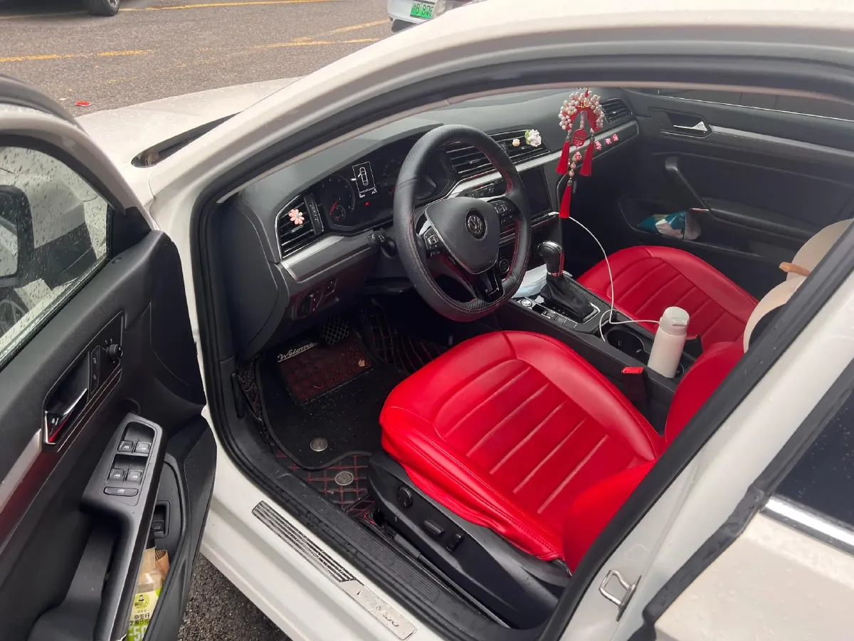 2019 Volkswagen Passat 1.4T 150HP L4 7DCT,autocango,china used car exporter,china ev exporter,chinese used car exporter,chinese used ev exporter