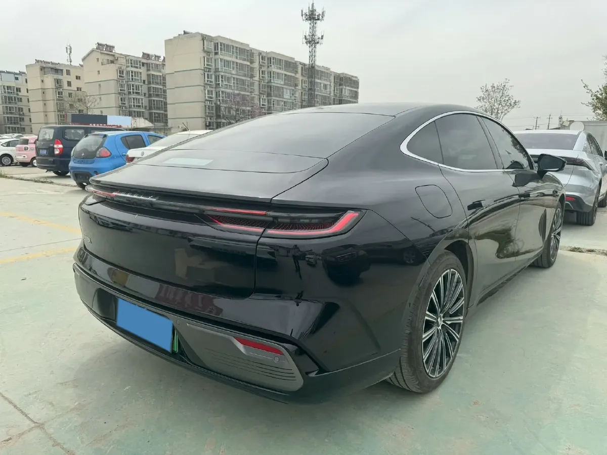 2025 Geely Galaxy Starshine 8 1.5T 163HP L4 3DHT PHEV 27.69KWH,autocango,china used car exporter,china ev exporter,chinese used car exporter,chinese used ev exporter