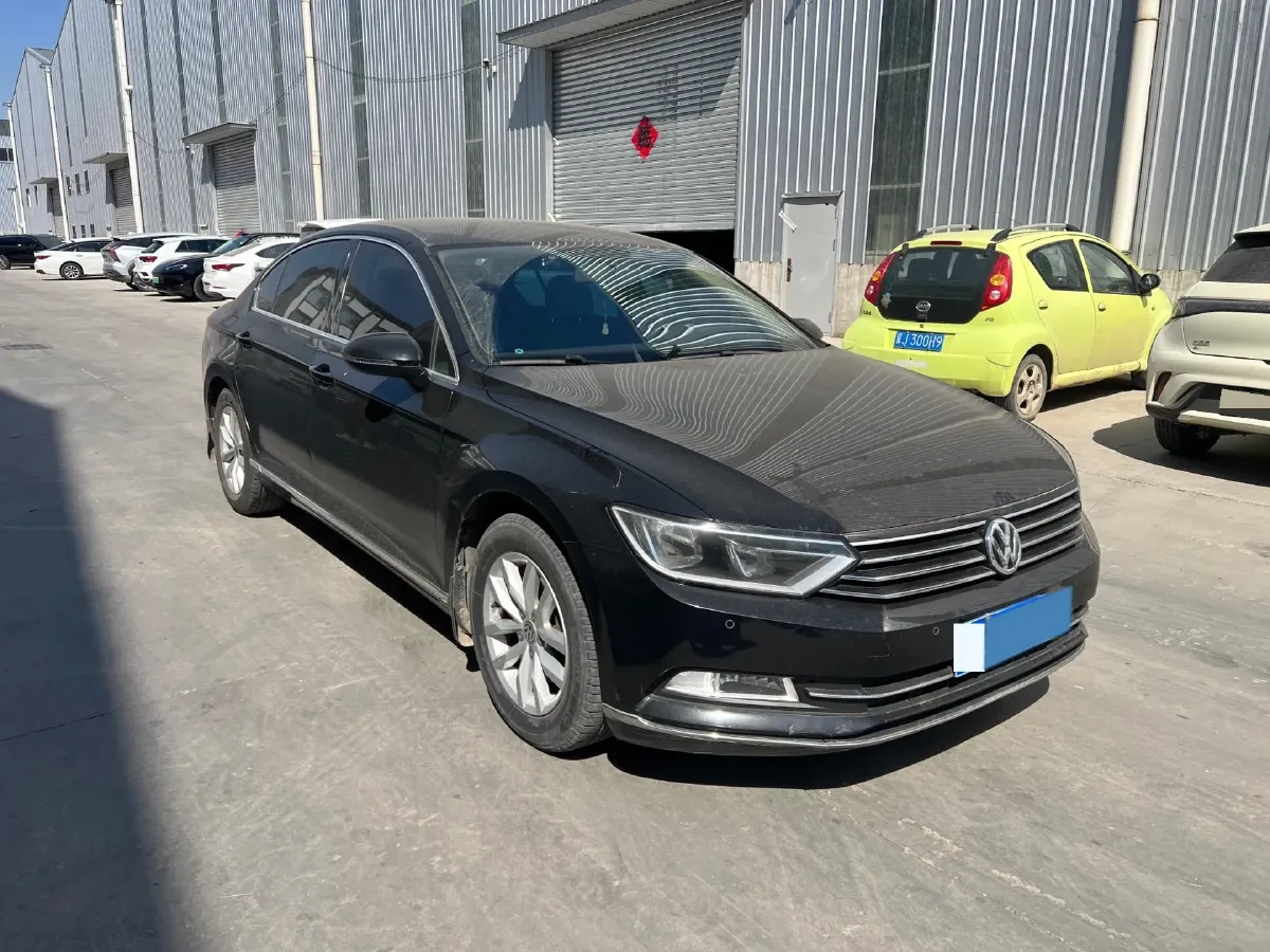 2017 Volkswagen Magotan 1.8T 180HP L4 7DCT,autocango,china used car exporter,china ev exporter,chinese used car exporter,chinese used ev exporter