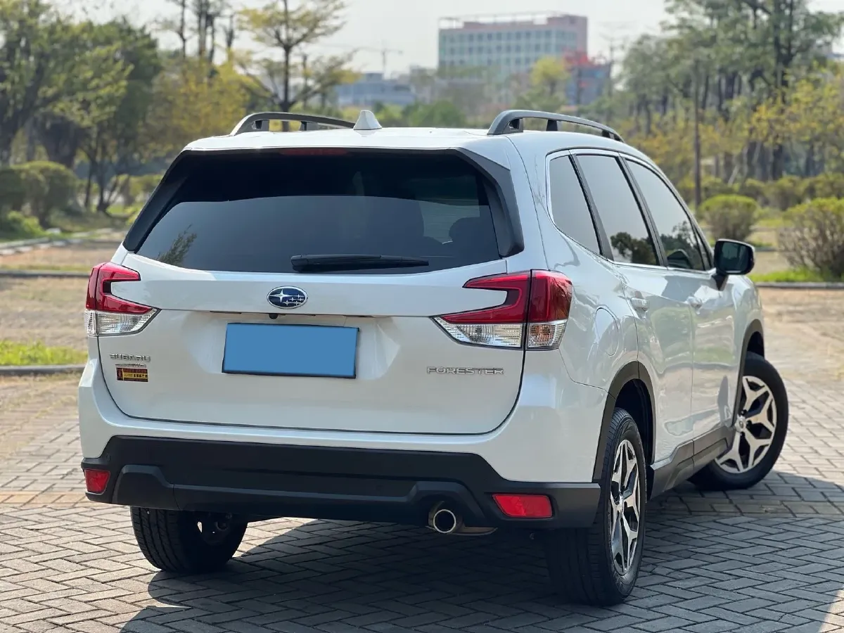 2022 Subaru Forester 2.0L 154HP H4 CVT,autocango,china used car exporter,china ev exporter,chinese used car exporter,chinese used ev exporter