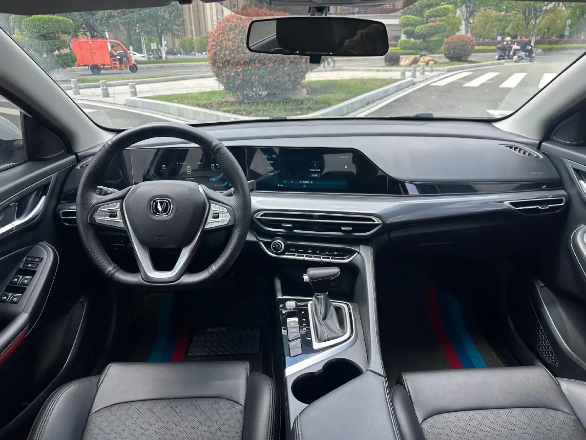 2021 ChangAn Eado 1.4T 160HP L4 7DCT,autocango,china used car exporter,china ev exporter,chinese used car exporter,chinese used ev exporter