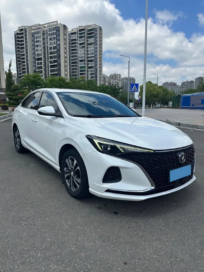 2021 ChangAn Eado 1.4T 160HP L4 7DCT,autocango,china used car exporter,china ev exporter,chinese used car exporter,chinese used ev exporter