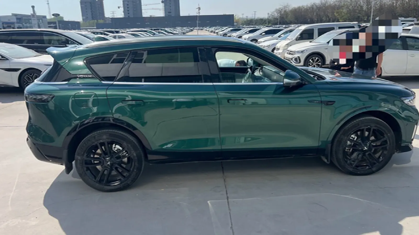 2024 Voyah FREE 1.5T 150HP L4 REEV 39.2KWH,autocango,china used car exporter,china ev exporter,chinese used car exporter,chinese used ev exporter