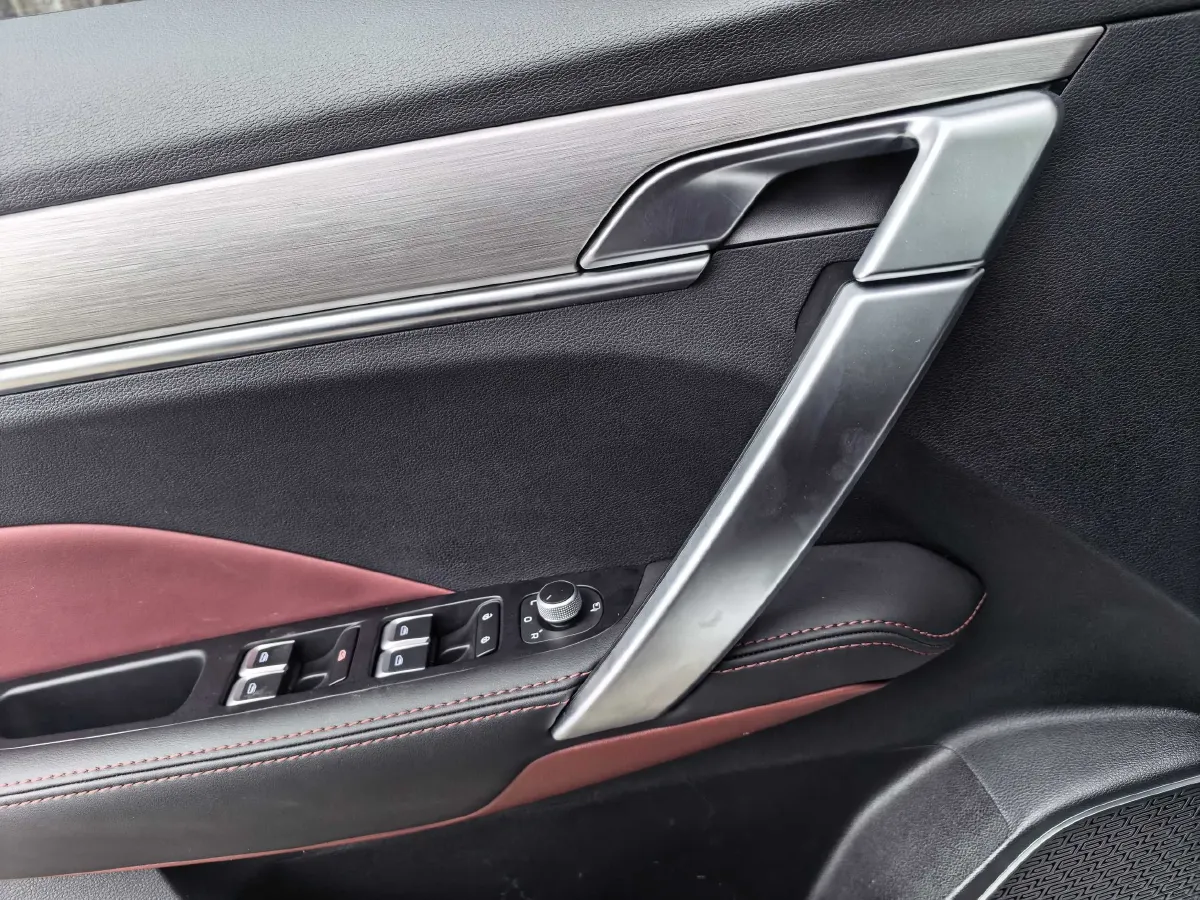 2021 Geely Coolray 1.4T 141HP L4 6DCT,autocango,china used car exporter,china ev exporter,chinese used car exporter,chinese used ev exporter