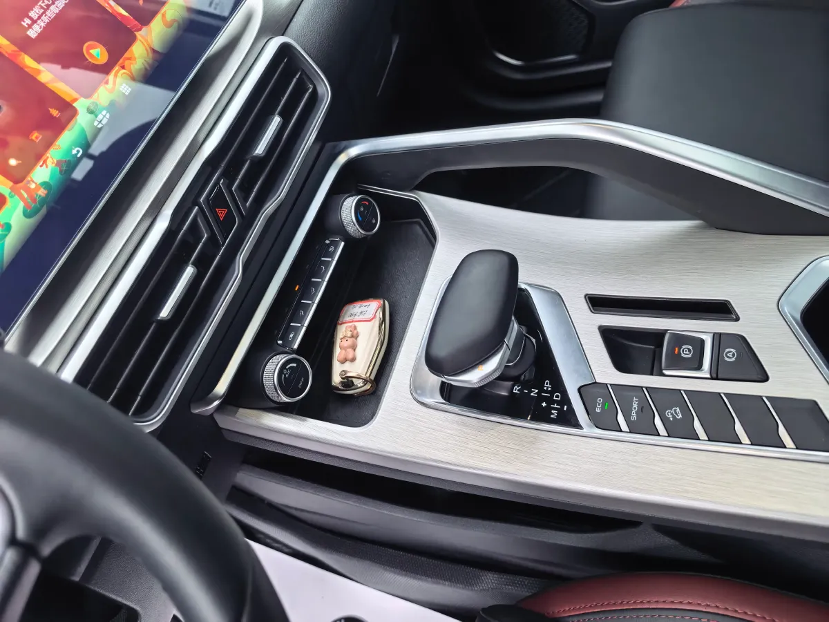 2021 Geely Coolray 1.4T 141HP L4 6DCT,autocango,china used car exporter,china ev exporter,chinese used car exporter,chinese used ev exporter