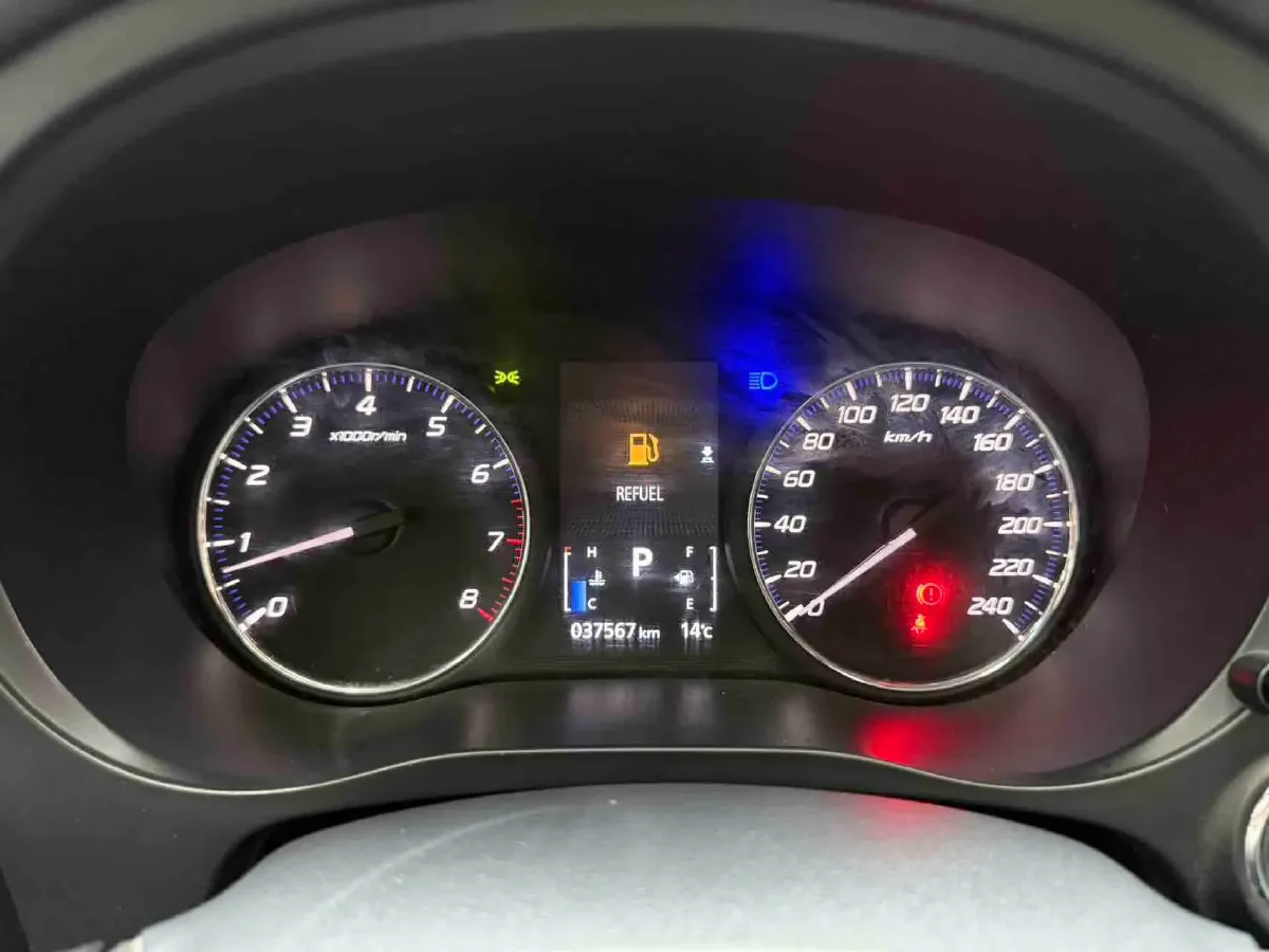 2021 Mitsubishi Outlander 2.0L 166HP L4 CVT,autocango,china used car exporter,china ev exporter,chinese used car exporter,chinese used ev exporter