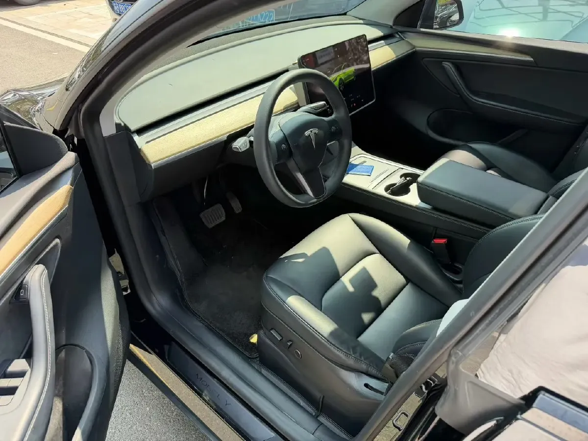 2022 Tesla Model Y BEV 60KWH,autocango,china used car exporter,china ev exporter,chinese used car exporter,chinese used ev exporter