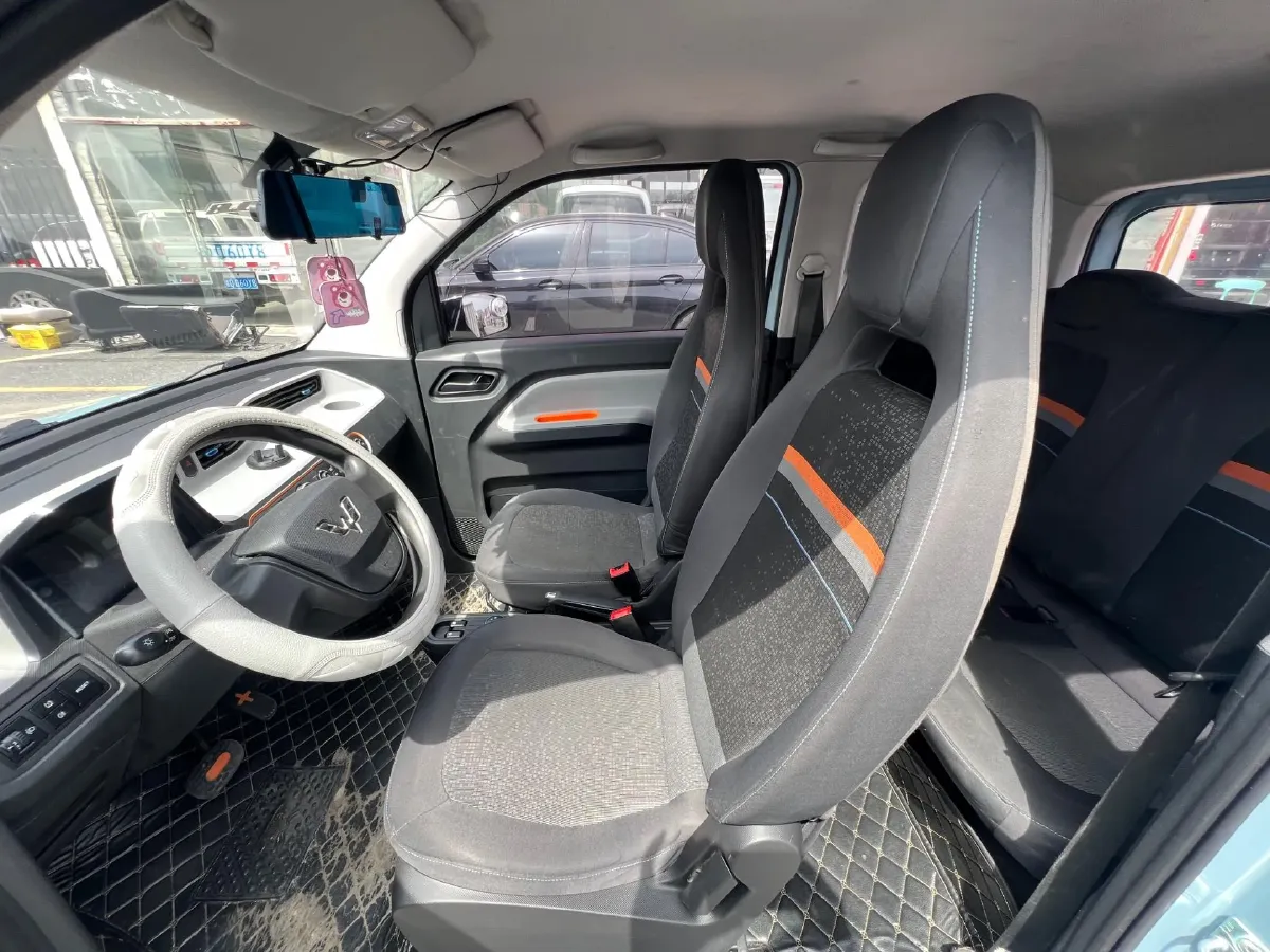 2020 WuLing HongGuang MINI EV BEV 13.8KWH,autocango,china used car exporter,china ev exporter,chinese used car exporter,chinese used ev exporter
