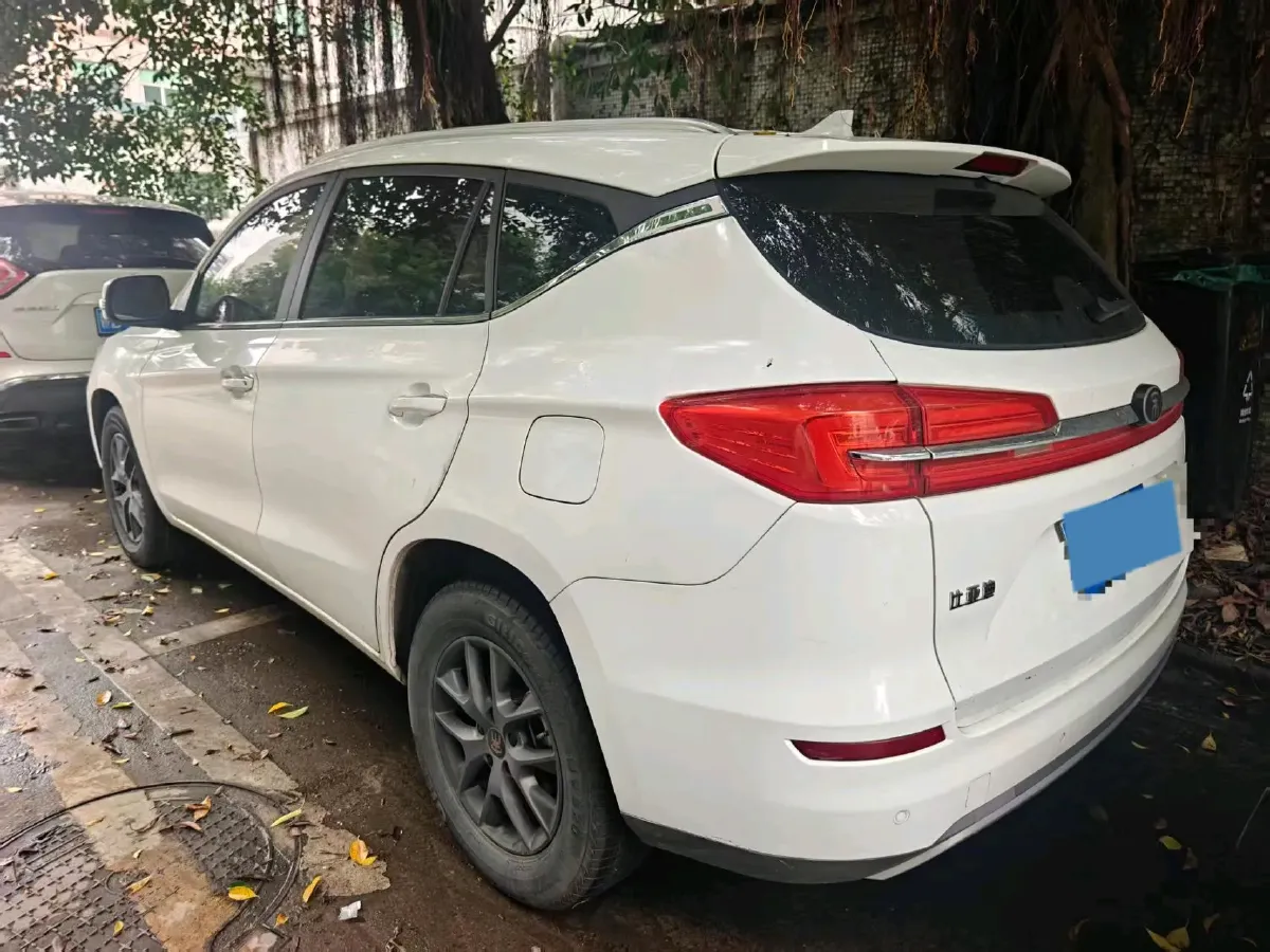 2019 BYD Song 1.5T 154HP L4 6MT,autocango,china used car exporter,china ev exporter,chinese used car exporter,chinese used ev exporter