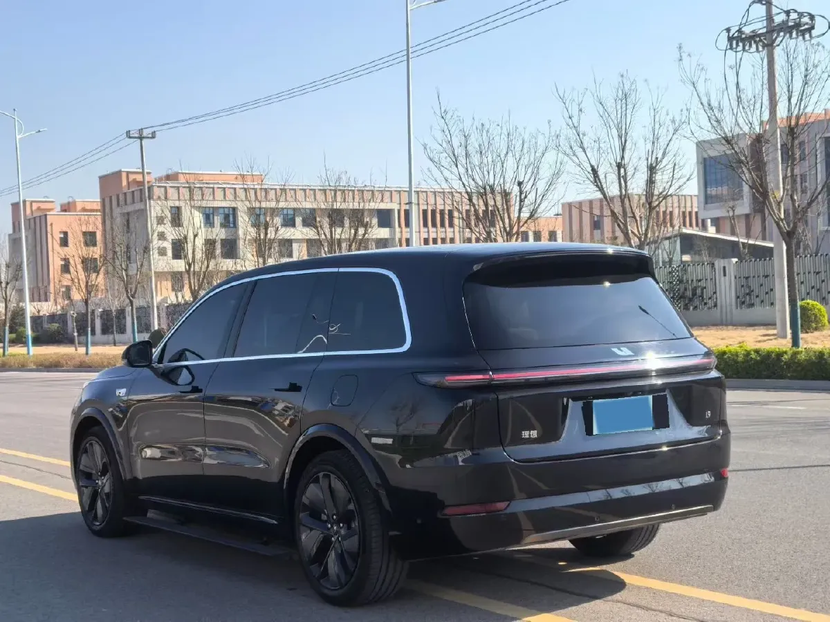 2023 Li L9 Range Extended 154HP REEV 42.6KWH,autocango,china used car exporter,china ev exporter,chinese used car exporter,chinese used ev exporter