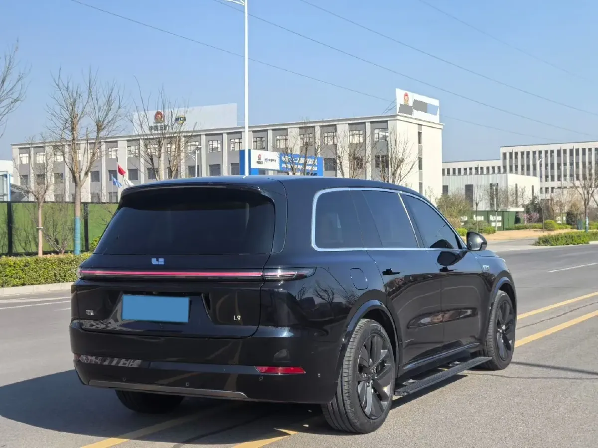 2023 Li L9 Range Extended 154HP REEV 42.6KWH,autocango,china used car exporter,china ev exporter,chinese used car exporter,chinese used ev exporter