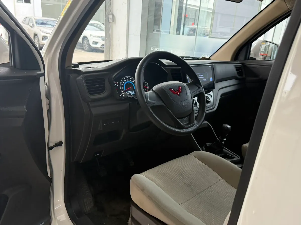 2022 JinBei Little Sea Lion X30 1.5L 102HP L4 5MT,autocango,china used car exporter,china ev exporter,chinese used car exporter,chinese used ev exporter