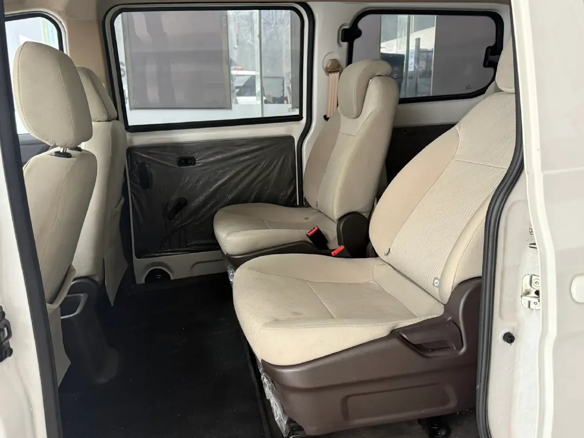 2022 JinBei Little Sea Lion X30 1.5L 102HP L4 5MT,autocango,china used car exporter,china ev exporter,chinese used car exporter,chinese used ev exporter