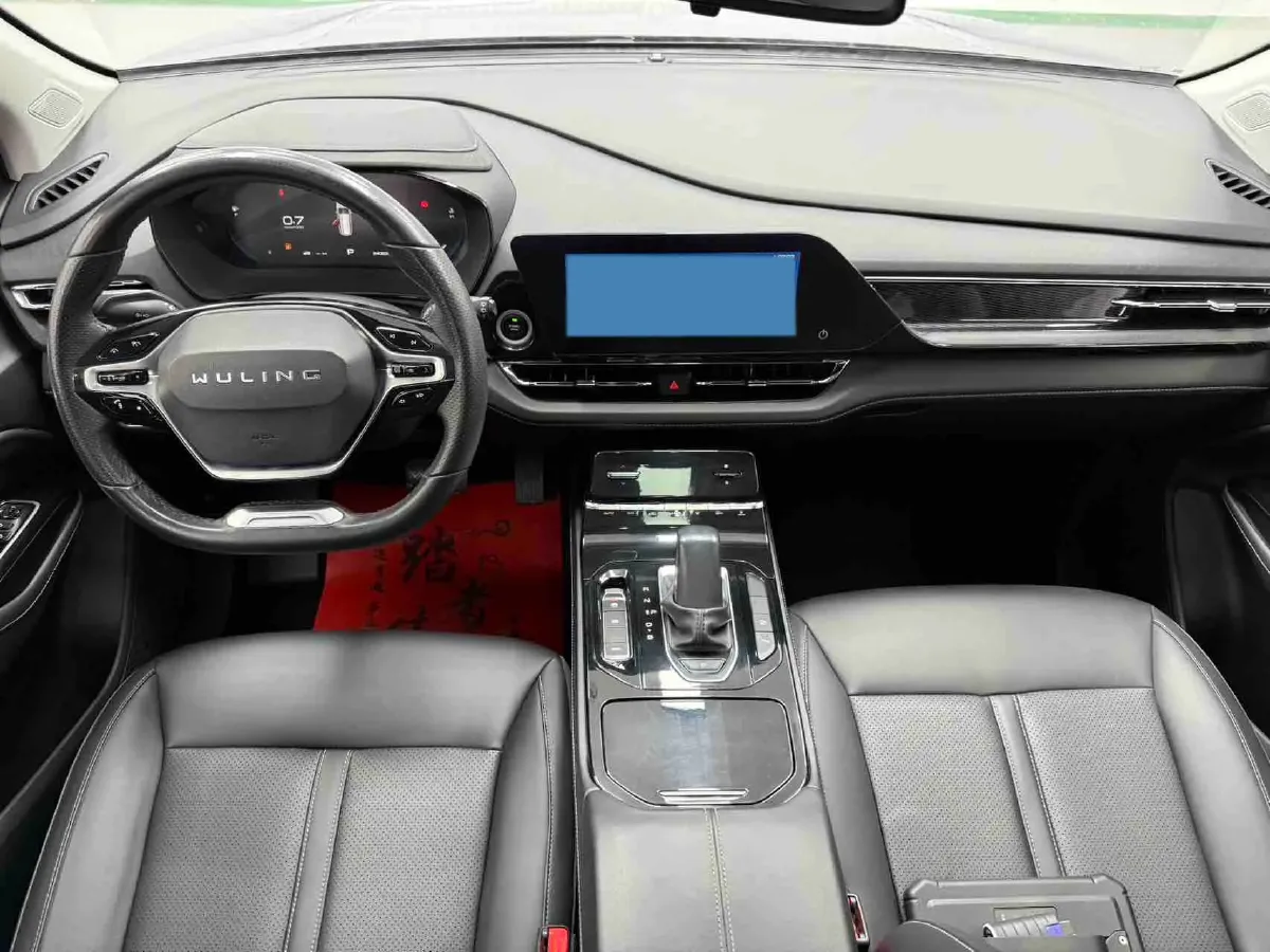 2020 WuLing KaiJie 1.5T 147HP L4 CVT,autocango,china used car exporter,china ev exporter,chinese used car exporter,chinese used ev exporter