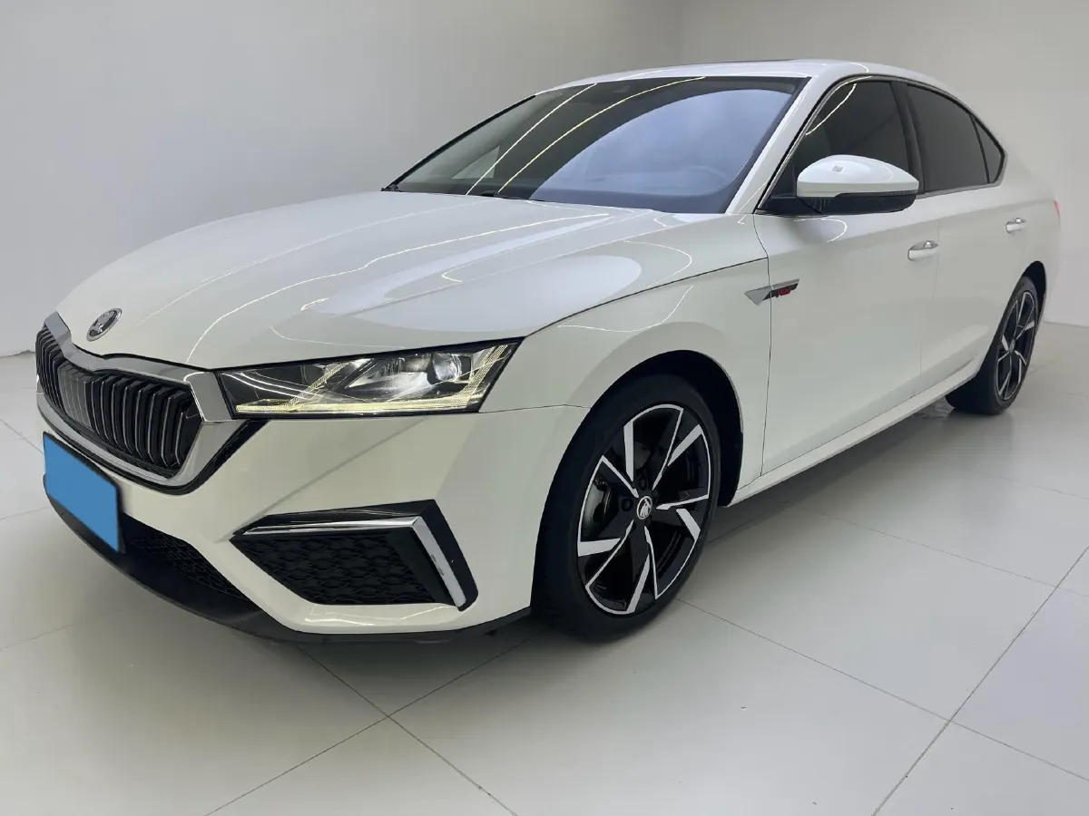 2021 Skoda Octavia 1.4T 150HP L4 7DCT,autocango,china used car exporter,china ev exporter,chinese used car exporter,chinese used ev exporter