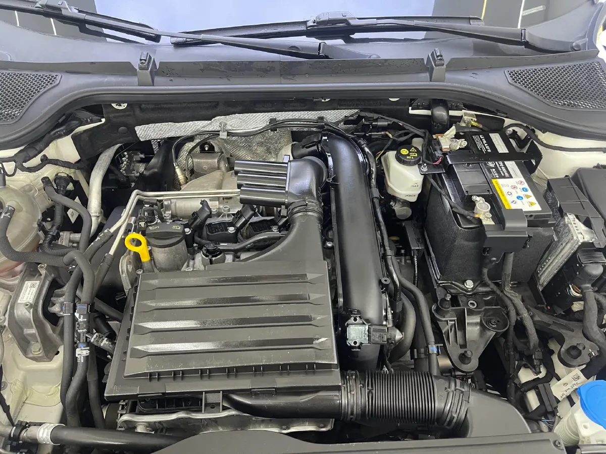 2021 Skoda Octavia 1.4T 150HP L4 7DCT,autocango,china used car exporter,china ev exporter,chinese used car exporter,chinese used ev exporter