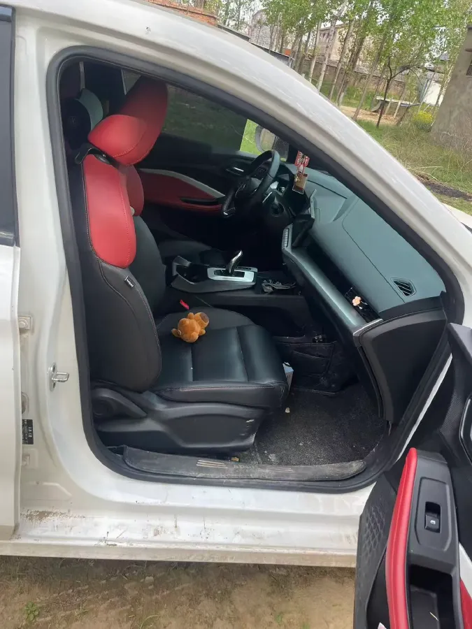 2021 MG 5 1.5T 173HP L4 7DCT,autocango,china used car exporter,china ev exporter,chinese used car exporter,chinese used ev exporter