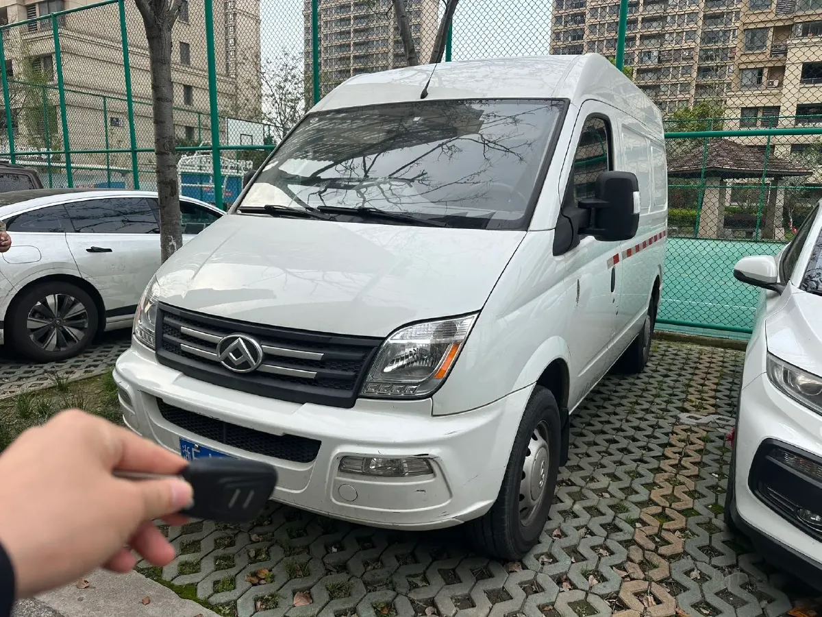 2021 Foton Scenery G9 2.4L 160HP L4 5MT,autocango,china used car exporter,china ev exporter,chinese used car exporter,chinese used ev exporter