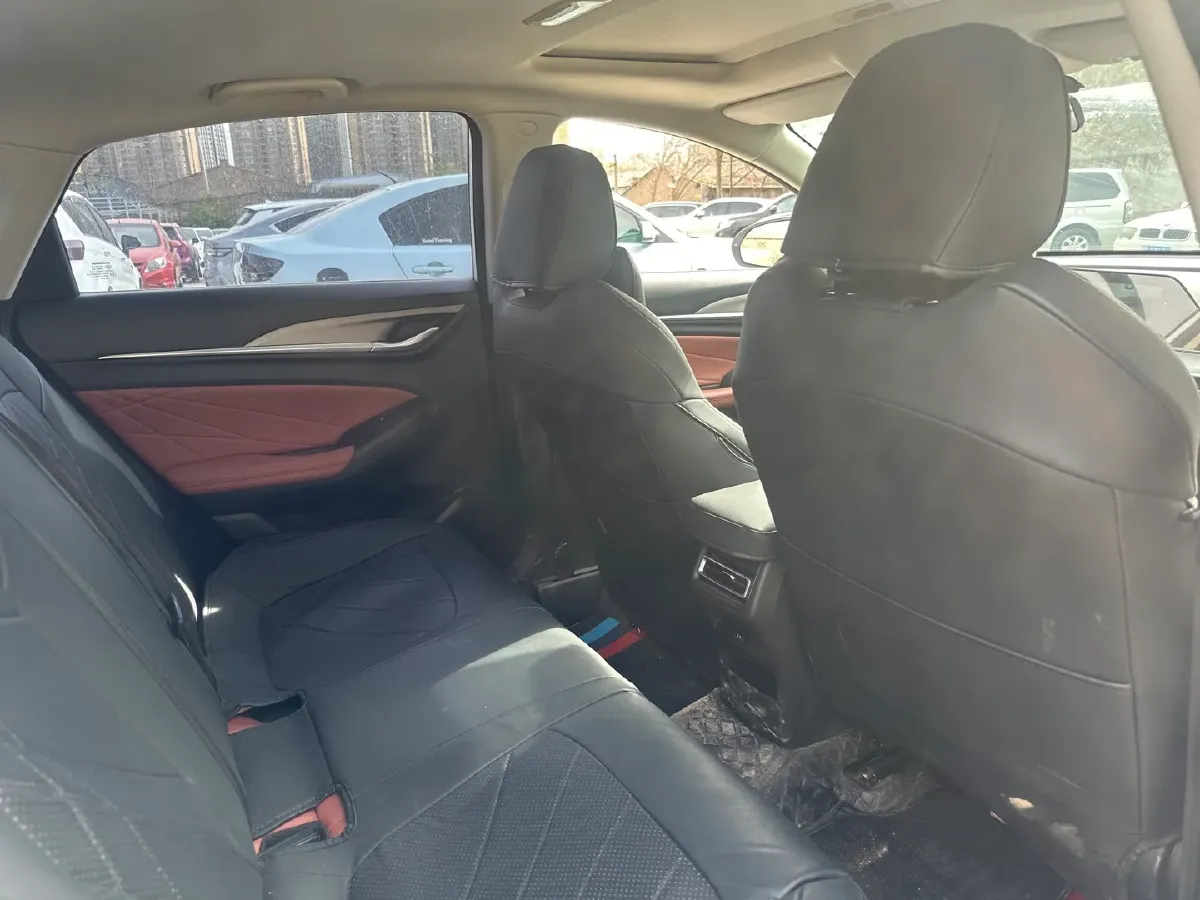 2021 ChangAn Eado 1.4T 160HP L4 7DCT,autocango,china used car exporter,china ev exporter,chinese used car exporter,chinese used ev exporter