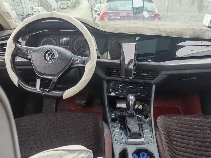2020 Volkswagen Bora 1.5L 113HP L4 6AT,autocango,china used car exporter,china ev exporter,chinese used car exporter,chinese used ev exporter