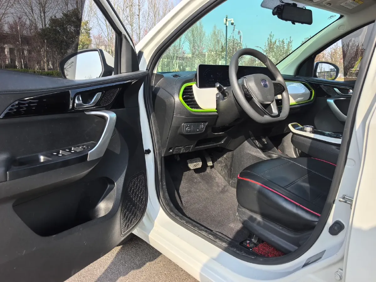 2020 ChangAn BenBen E-Star BEV 32.2KWH,autocango,china used car exporter,china ev exporter,chinese used car exporter,chinese used ev exporter