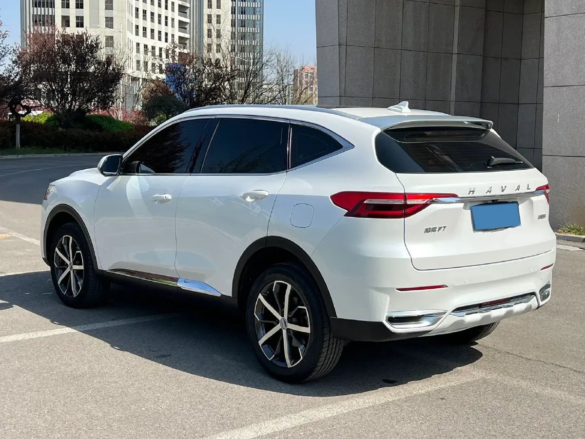 2020 Haval F7 1.5T 169HP L4 7DCT,autocango,china used car exporter,china ev exporter,chinese used car exporter,chinese used ev exporter