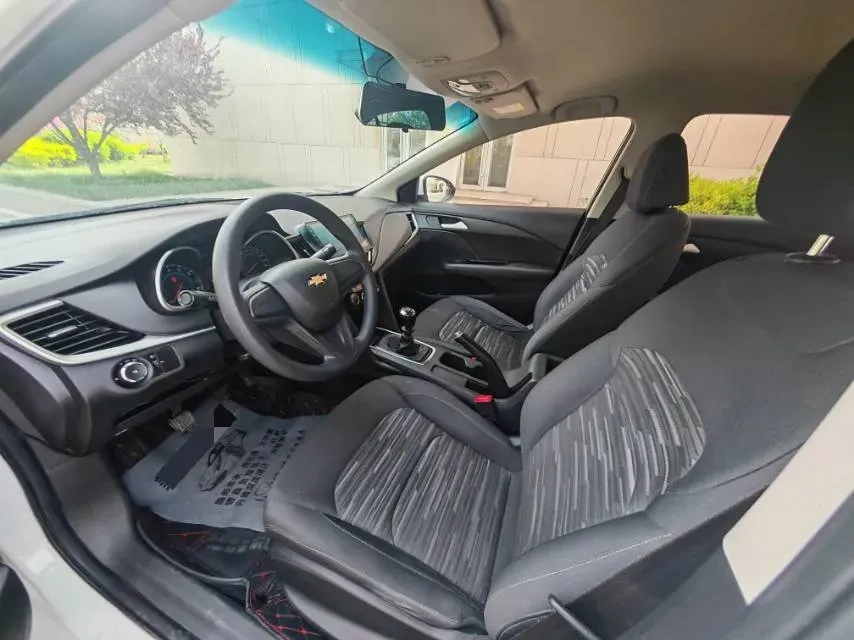 2016 Chevrolet Cavalier 1.5L 113HP L4 5MT,autocango,china used car exporter,china ev exporter,chinese used car exporter,chinese used ev exporter